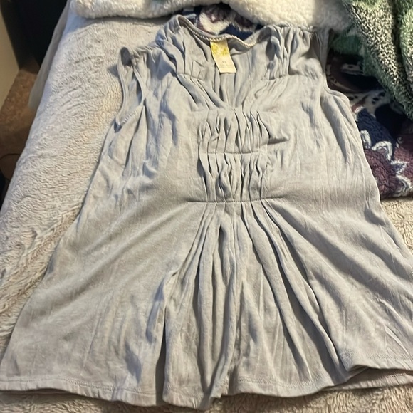 Urban Outfitters Blue/Gray Ruffle Blouse Sz XS - Picture 1 of 5